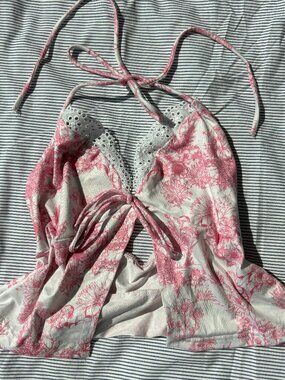 Tie Halter Top (size s)